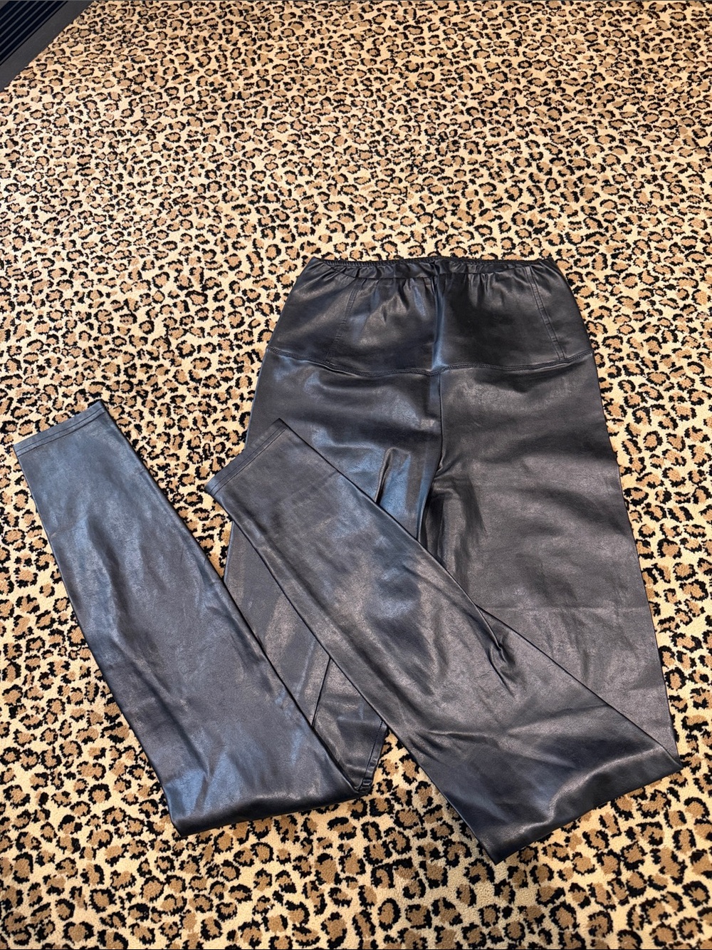 Aritzia Black vegan Leather Leggings